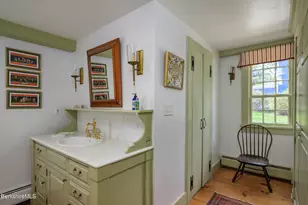 1385 Main St, Williamstown, MA 01267 - Photo 24