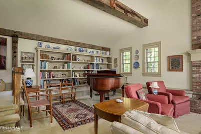 1385 Main St, Williamstown, MA 01267 - Photo 12