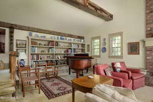 1385 Main St, Williamstown, MA 01267 - Photo 12
