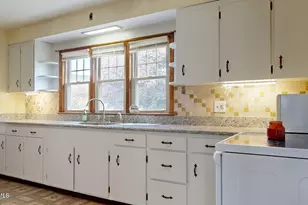 16 Anthony St, Adams, MA 01220 - Photo 12