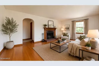 16 Anthony St, Adams, MA 01220 - Photo 6
