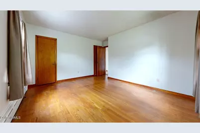 16 Anthony St, Adams, MA 01220 - Photo 14