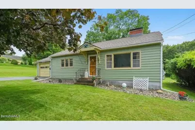 16 Anthony St, Adams, MA 01220 - Photo 1