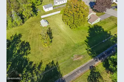 16 Anthony St, Adams, MA 01220 - Photo 26