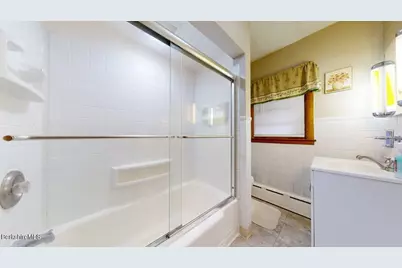 16 Anthony St, Adams, MA 01220 - Photo 14