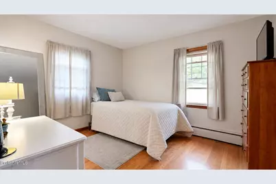 16 Anthony St, Adams, MA 01220 - Photo 12