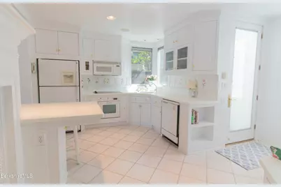 10 Mahkeenac Shores Rd, Stockbridge, MA 01262 - Photo 16