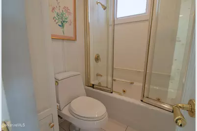 10 Mahkeenac Shores Rd, Stockbridge, MA 01262 - Photo 22
