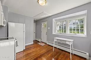 276 Pecks Rd, Pittsfield, MA 01201 - Photo 10