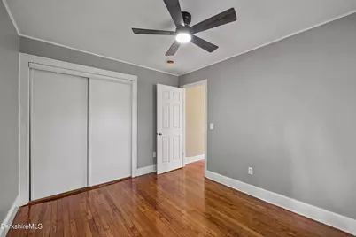 276 Pecks Rd, Pittsfield, MA 01201 - Photo 20