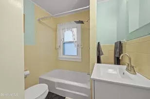 276 Pecks Rd, Pittsfield, MA 01201 - Photo 16