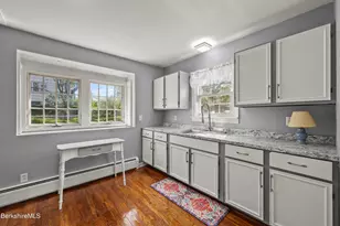 276 Pecks Rd, Pittsfield, MA 01201 - Photo 12