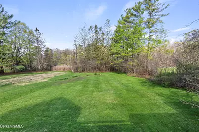 194 Eleanor Rd, Pittsfield, MA 01201 - Photo 32