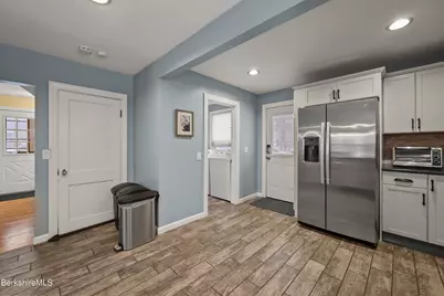 18 Willow Ln, Lenox, MA 01240 - Photo 20