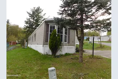 3 Lakewood Cir, Pittsfield, MA 01201 - Photo 4