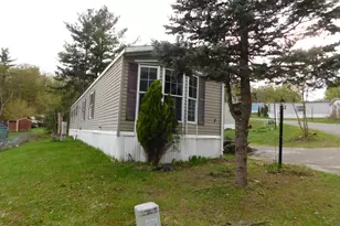 3 Lakewood Cir, Pittsfield, MA 01201 - Photo 4