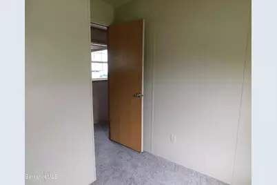 3 Lakewood Cir, Pittsfield, MA 01201 - Photo 16