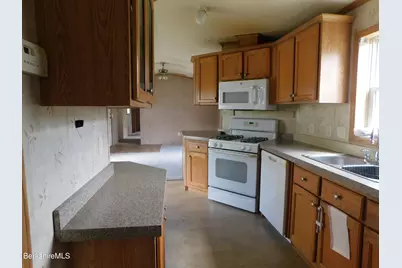 3 Lakewood Cir, Pittsfield, MA 01201 - Photo 6