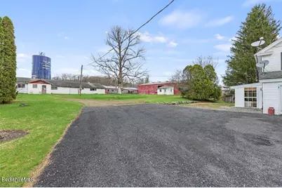 10 Goodell Rd, Lanesborough, MA 01237 - Photo 38