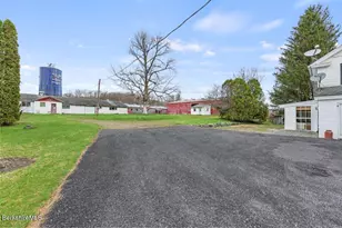 10 Goodell Rd, Lanesborough, MA 01237 - Photo 38