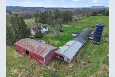 10 Goodell Rd, Lanesborough, MA 01237 - Photo 48