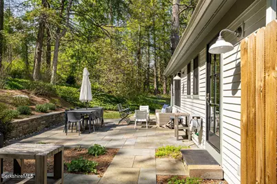 10 Berkshire Heights Rd, Great Barrington, MA 01230 - Photo 8