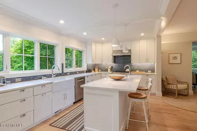 10 Berkshire Heights Rd, Great Barrington, MA 01230 - Photo 14