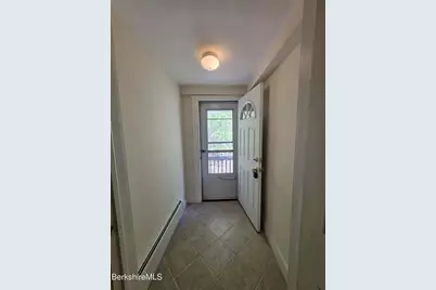 168 Prospect St, North Adams, MA 01247 - Photo 10
