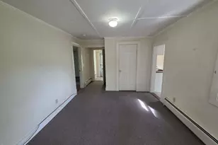 168 Prospect St, North Adams, MA 01247 - Photo 12