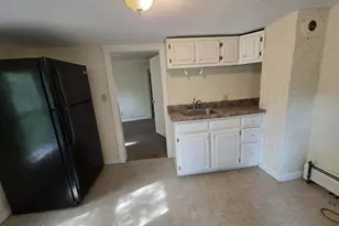 168 Prospect St, North Adams, MA 01247 - Photo 8