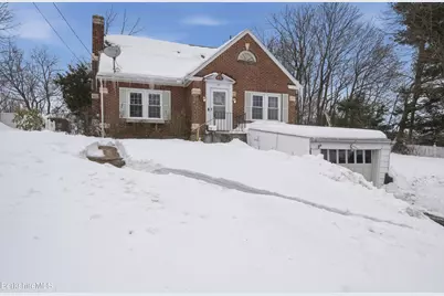 53 Edison Ave, Pittsfield, MA 01201 - Photo 4