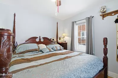 53 Edison Ave, Pittsfield, MA 01201 - Photo 12