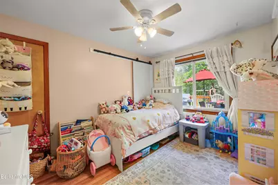 60 Willow St, Adams, MA 01220 - Photo 14