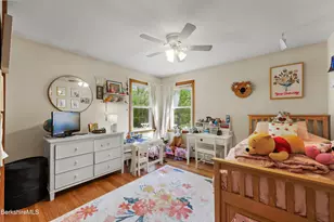 60 Willow St, Adams, MA 01220 - Photo 12