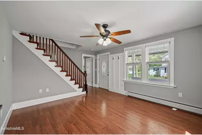 34 Upton St, Adams, MA 01220 - Photo 4