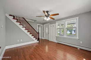 34 Upton St, Adams, MA 01220 - Photo 4