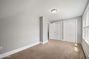 34 Upton St, Adams, MA 01220 - Photo 16