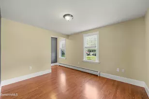 34 Upton St, Adams, MA 01220 - Photo 10