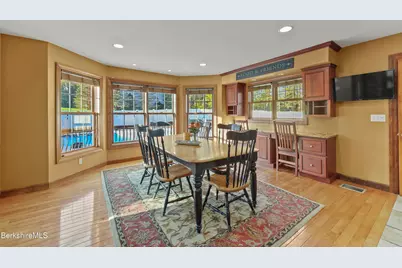63 Blythewood Dr, Pittsfield, MA 01201 - Photo 20