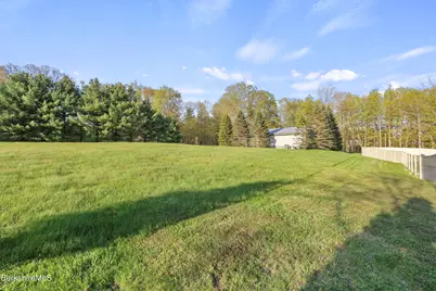 63 Blythewood Dr, Pittsfield, MA 01201 - Photo 60