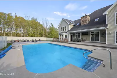 63 Blythewood Dr, Pittsfield, MA 01201 - Photo 24