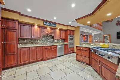 63 Blythewood Dr, Pittsfield, MA 01201 - Photo 20