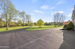 63 Blythewood Dr, Pittsfield, MA 01201 - Photo 64
