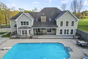 63 Blythewood Dr, Pittsfield, MA 01201 - Photo 56