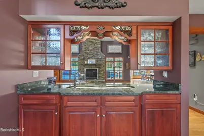 63 Blythewood Dr, Pittsfield, MA 01201 - Photo 14
