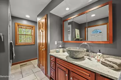 63 Blythewood Dr, Pittsfield, MA 01201 - Photo 32