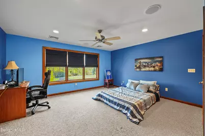 63 Blythewood Dr, Pittsfield, MA 01201 - Photo 50