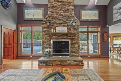 63 Blythewood Dr, Pittsfield, MA 01201 - Photo 18