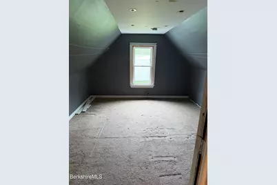 29-31 Chase Ave, North Adams, MA 01247 - Photo 18