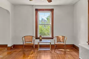 8 Mohegan St, Pittsfield, MA 01201 - Photo 6
